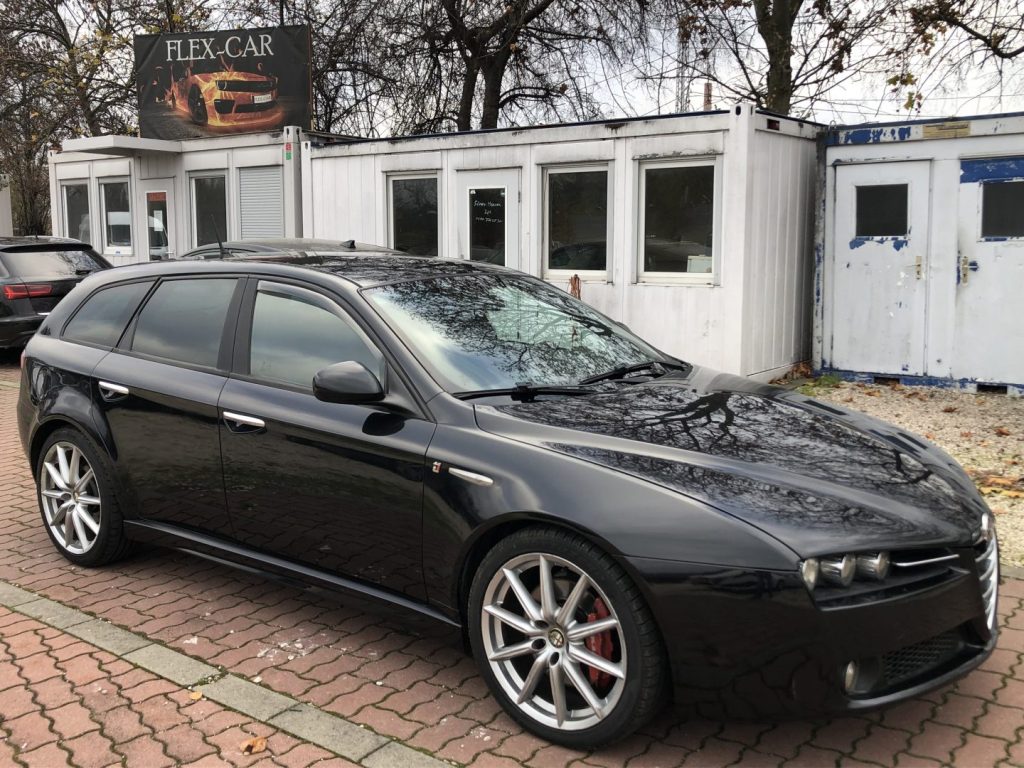 ALFA ROMEO 159 SW 1.9 JTD 16V TI (Automata) AUTOMATA-TI-FŰTHETŐ BŐRÜLÉS-XENON-SZERVIZKÖNYV!